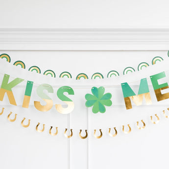 Kiss Me Banner